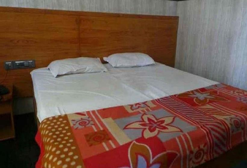 Hotel Yuvaraj Palace 2