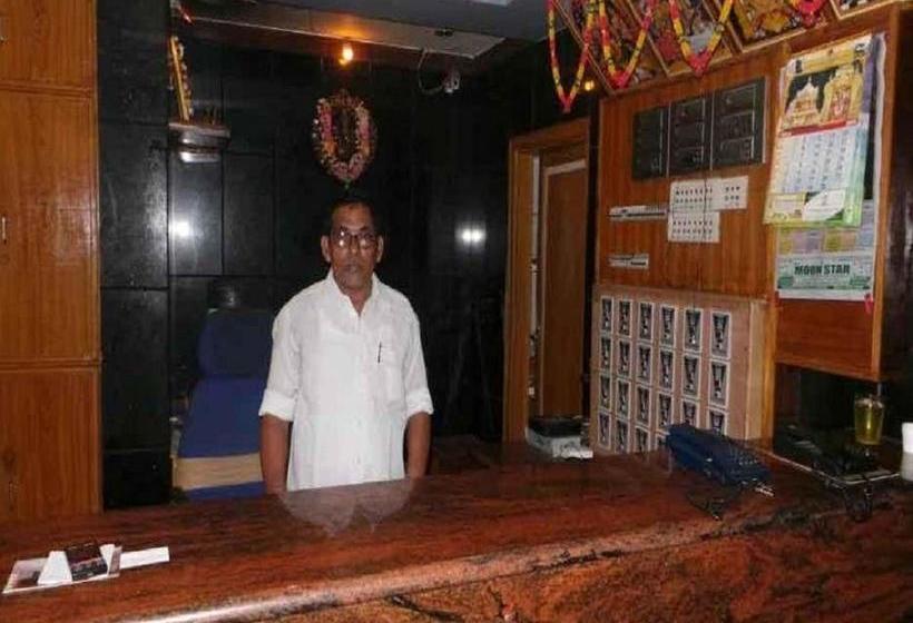 Hotel Yuvaraj Palace 3