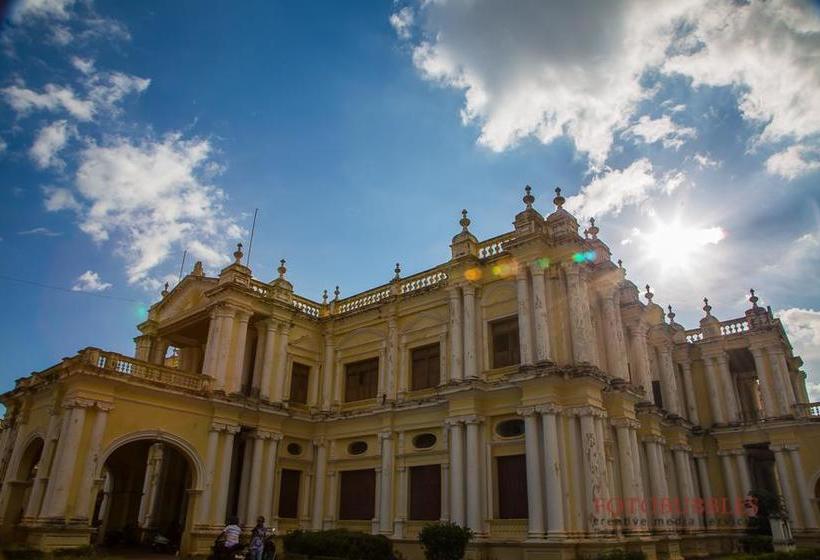 Hotel Golden Chariot Pride Of The South 11