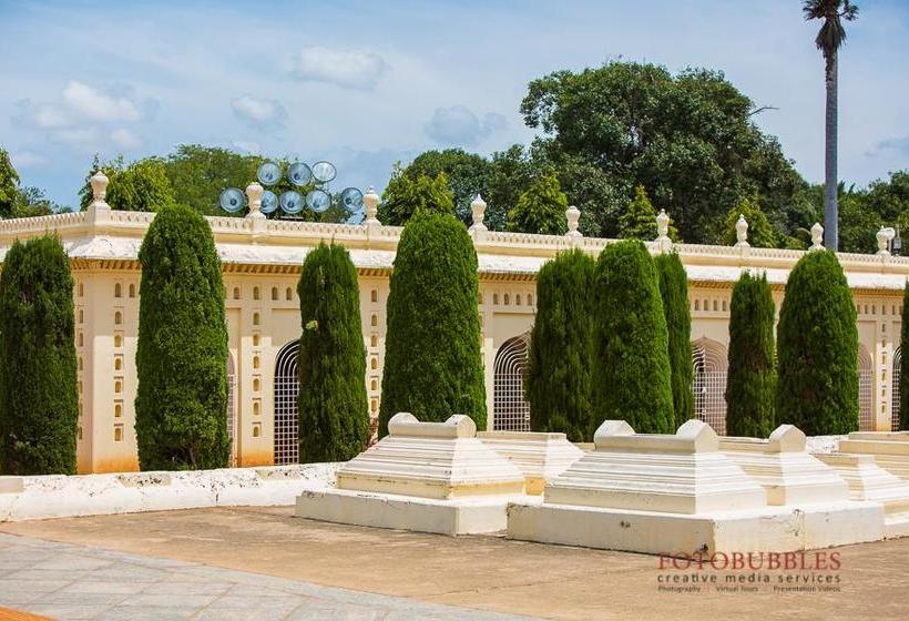 Hotel Golden Chariot Pride Of The South 15