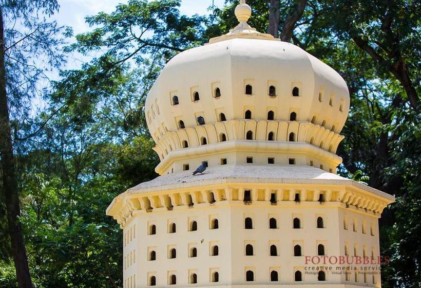 Hotel Golden Chariot Pride Of The South 20