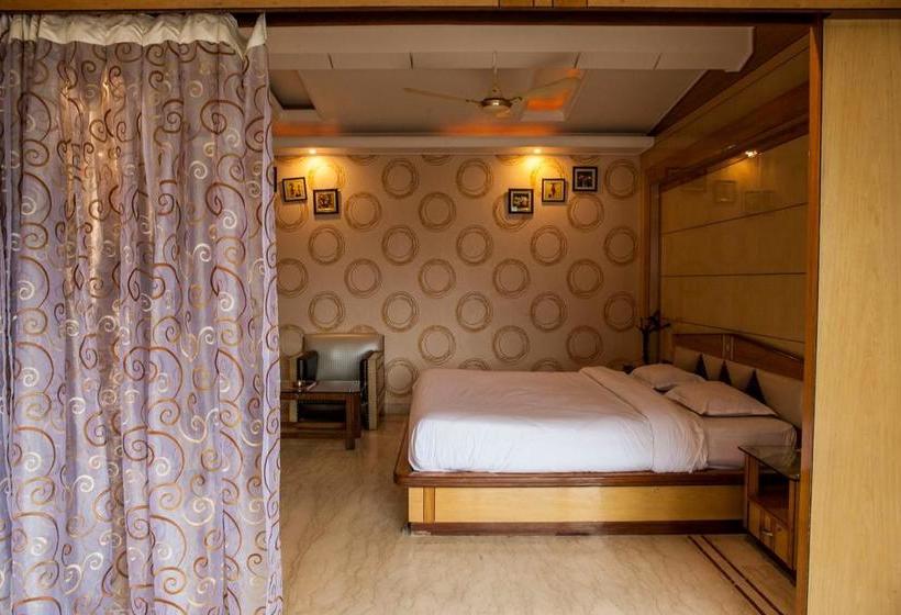 Hotel Welcome Palace Tripura