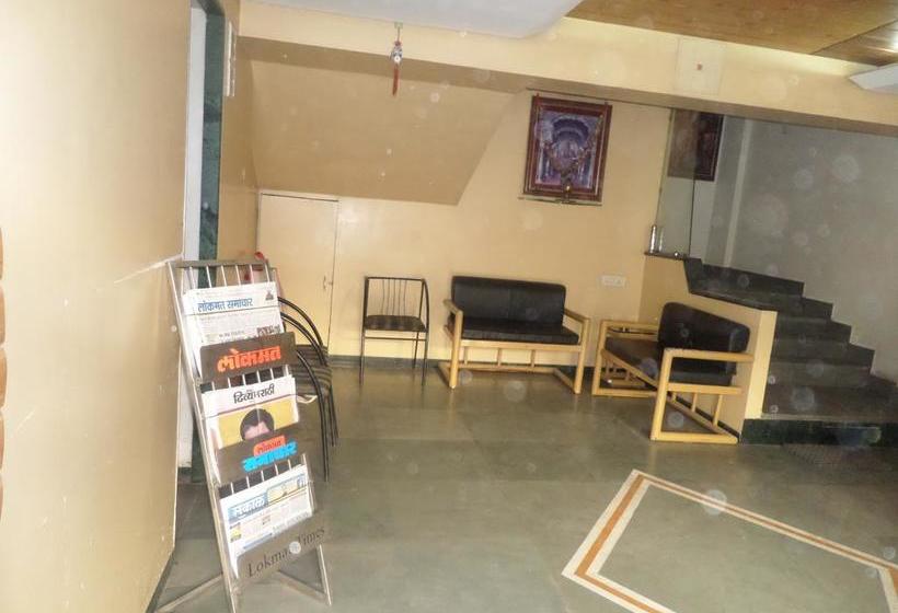 Hotel Deepali Executive 12