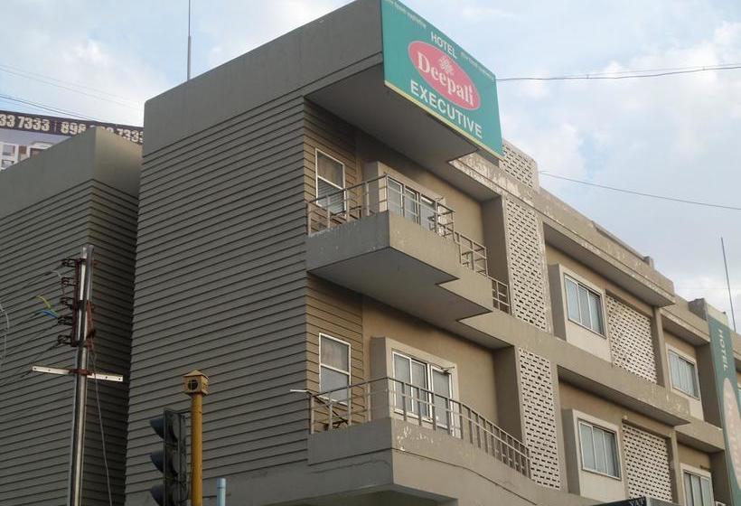 Hotel Deepali Executive 17