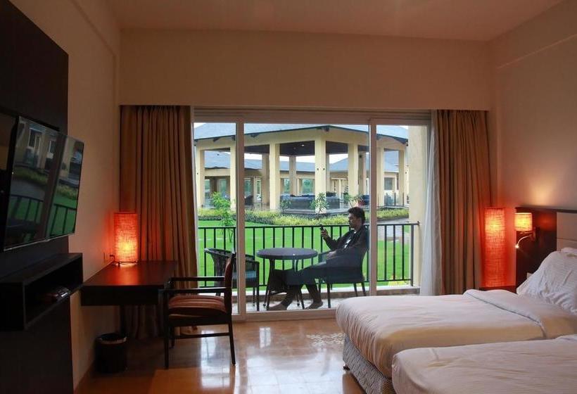 Resort Tropical Retreat 11