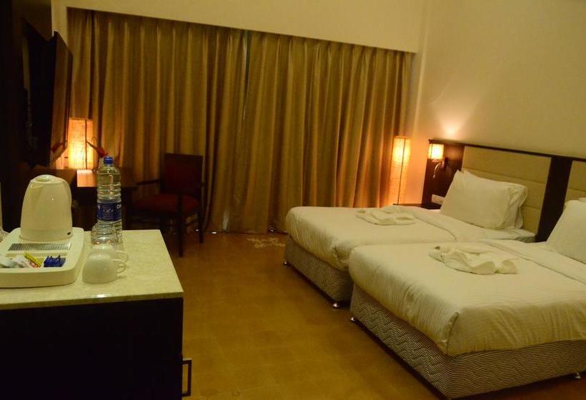 Resort Tropical Retreat 15