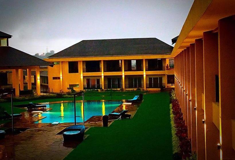 Resort Tropical Retreat 5