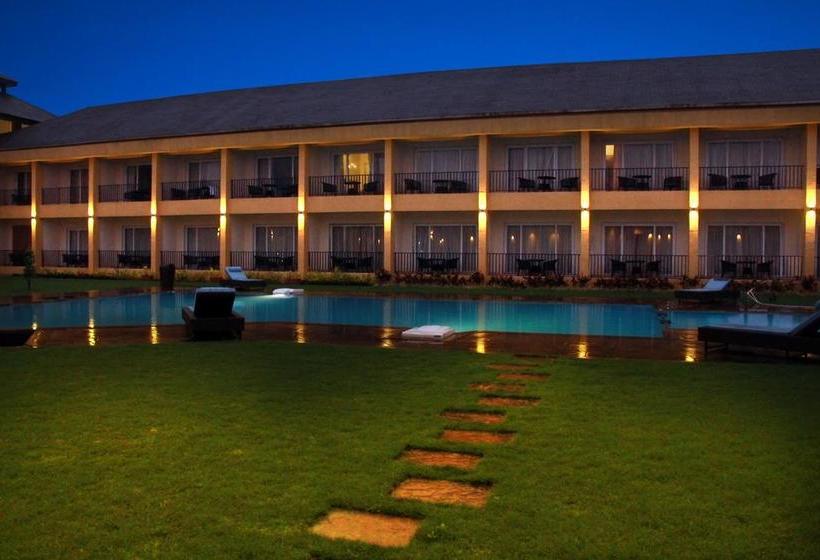 Resort Tropical Retreat 7