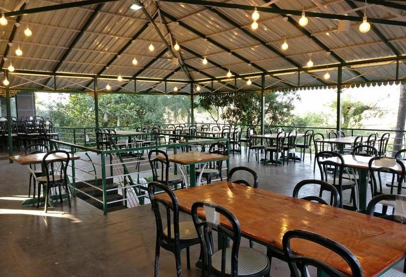 Resort The Herb Farm 10