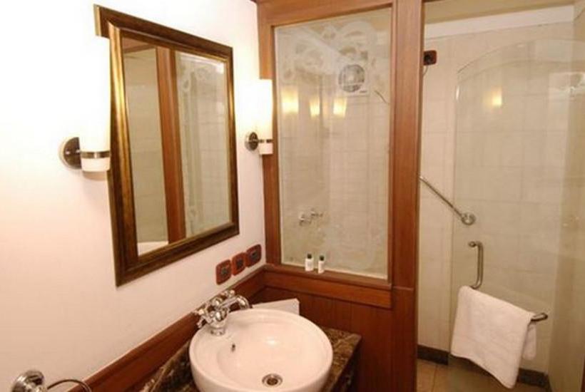 Hotel Qik Stay @ Grand Garden Resort 12