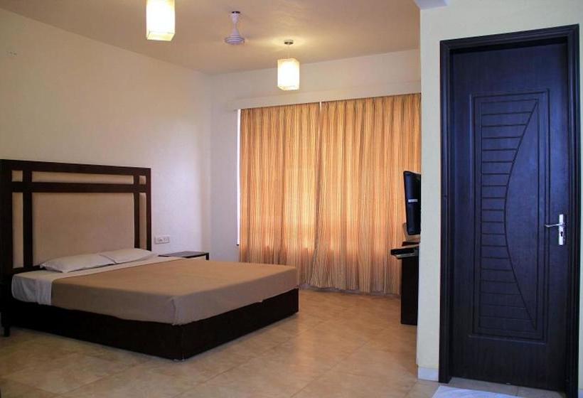 Resort Dew Drops Boutique Retreat 13