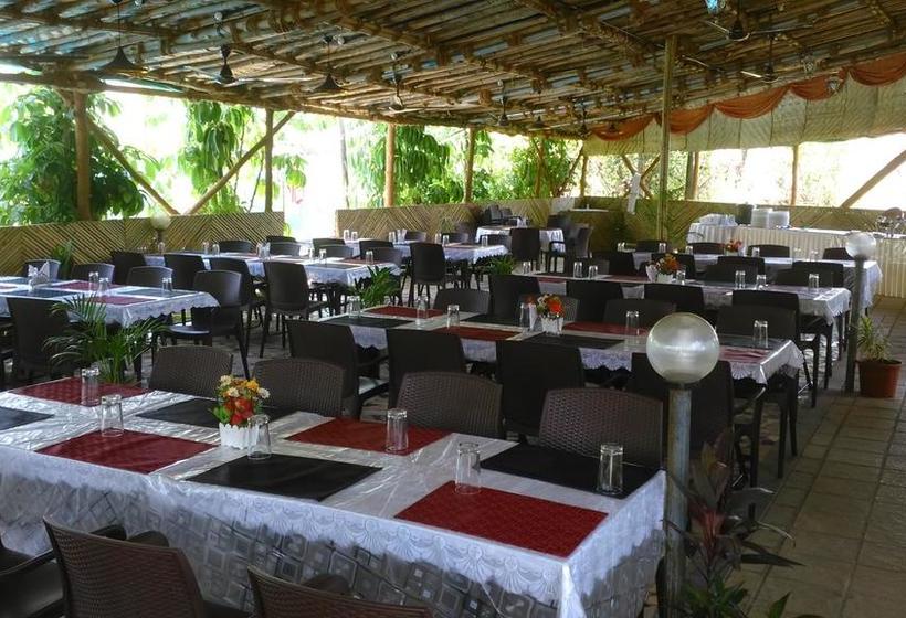 Resort Dew Drops Boutique Retreat 7