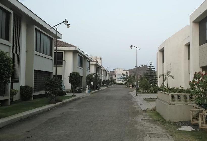 Resort Dew Drops Boutique Retreat 9