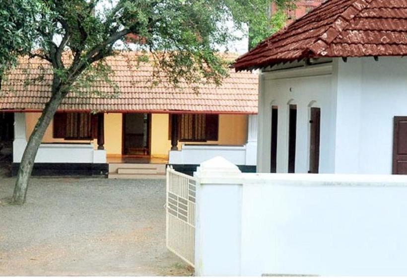 Bed and Breakfast Wariyam Heritage 1