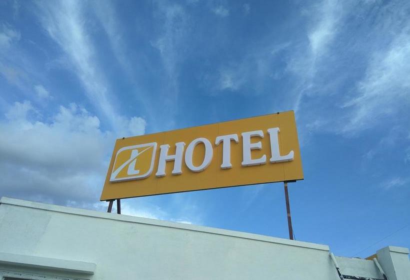 Bed and Breakfast Tranzotel Bangalore Airport 11