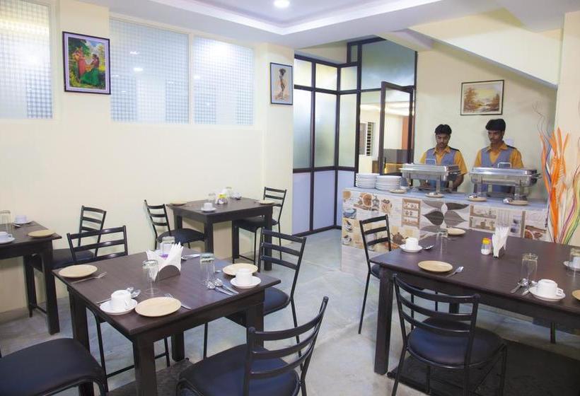 Bed and Breakfast Tranzotel Bangalore Airport 15