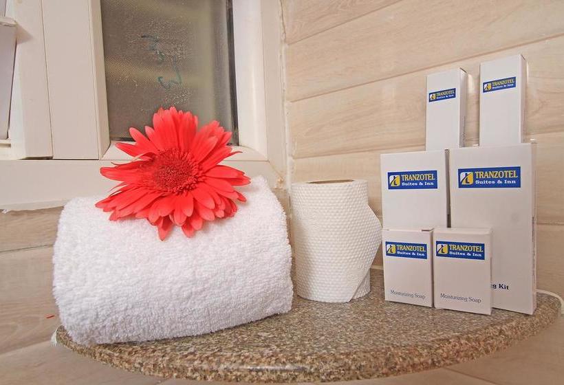 Bed and Breakfast Tranzotel Bangalore Airport 4