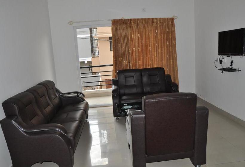 Hotel Airport Gateway 14