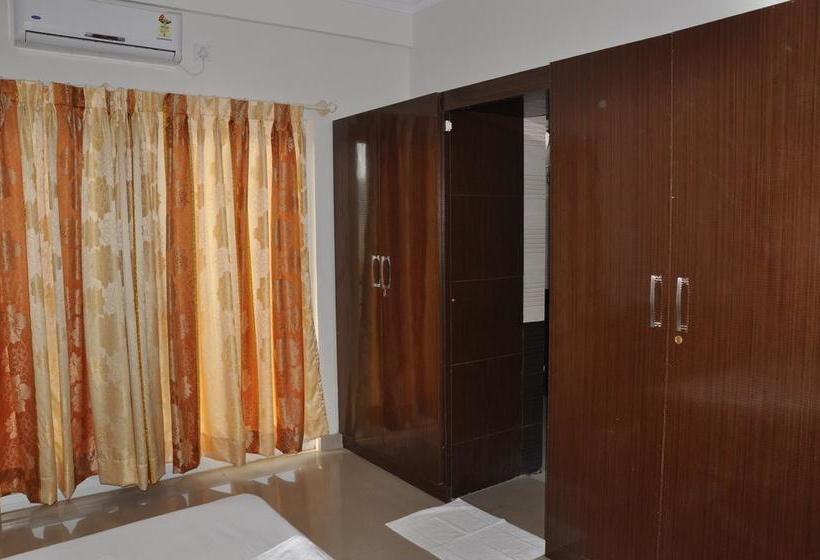 Hotel Airport Gateway 18