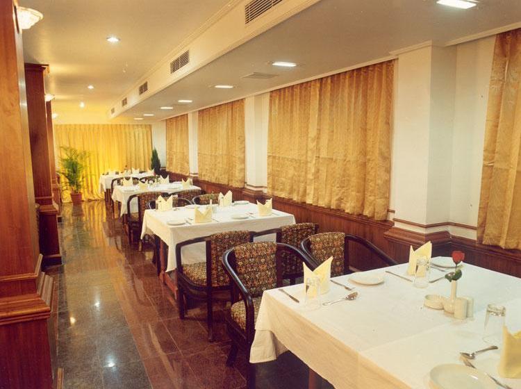 Hotel Qik Stay @ Pearl Regency 7