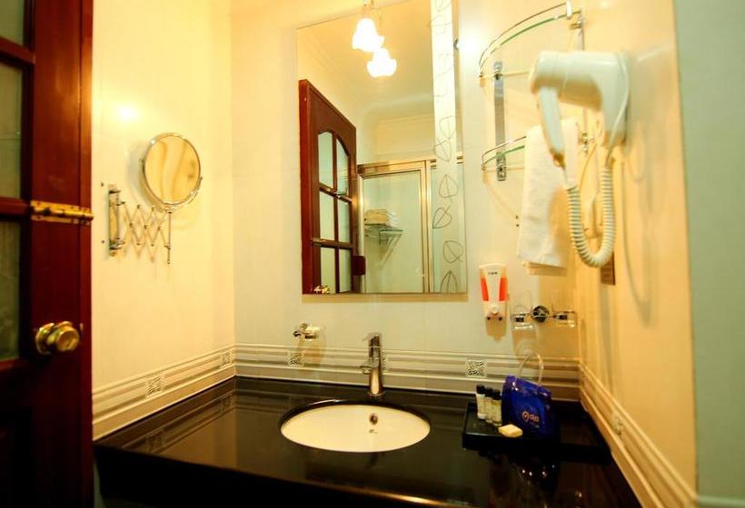 Hotel Oyo Elite Thrissur Guruvayur Highway 20