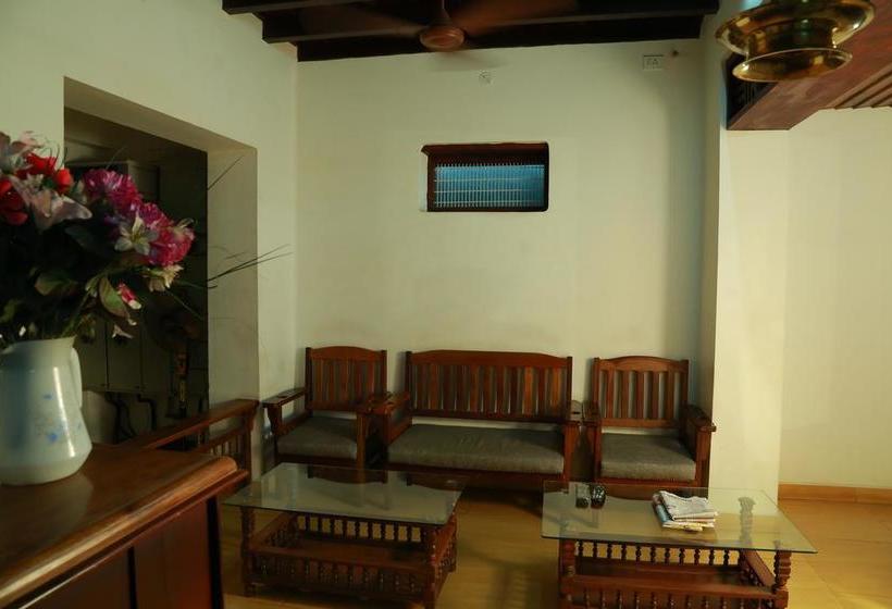 Hotel Gurukripa Heritage 13