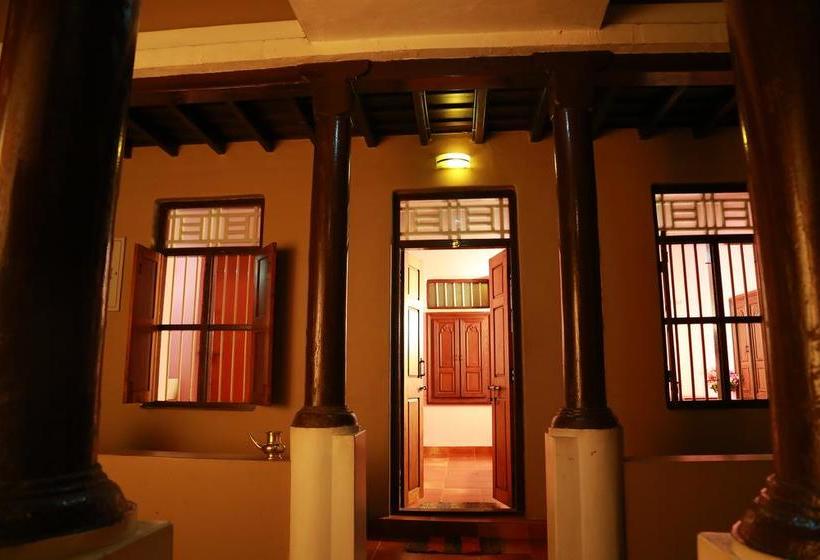 Hotel Gurukripa Heritage 15