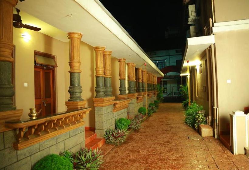 Hotel Gurukripa Heritage 19