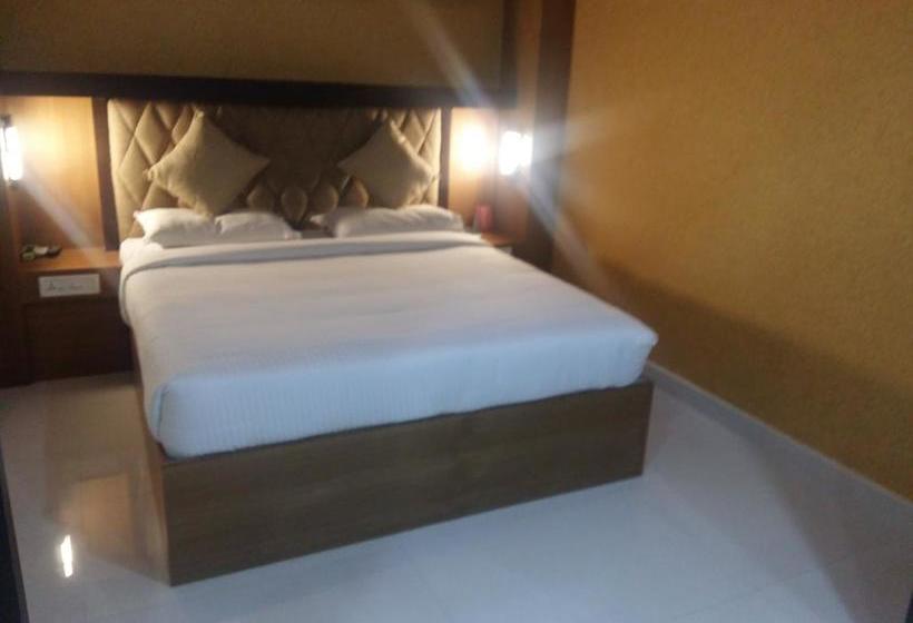 Hotel Sree Gokulam Residency 15