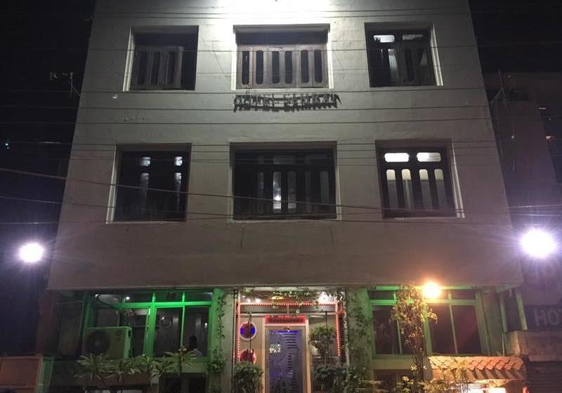 Hotel Samrat 11