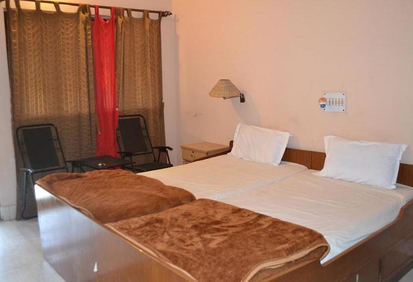 Hotel Bandhavgarh365 16