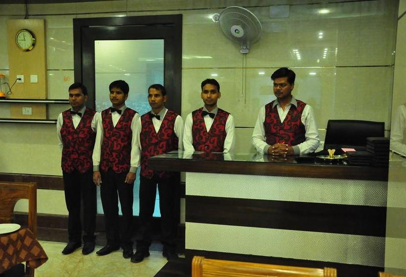 Hotel Basera Brij Bhoomi Vrindavan 13