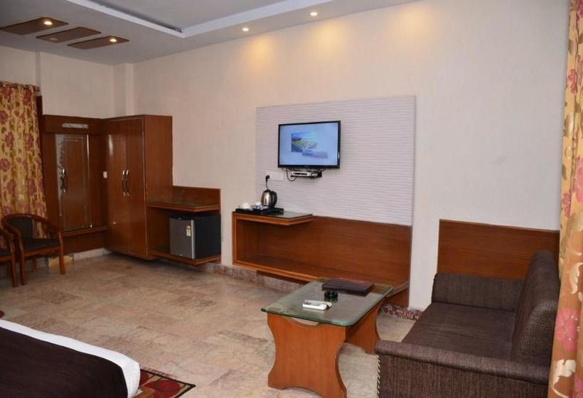 Hotel Basera Brij Bhoomi Vrindavan 2