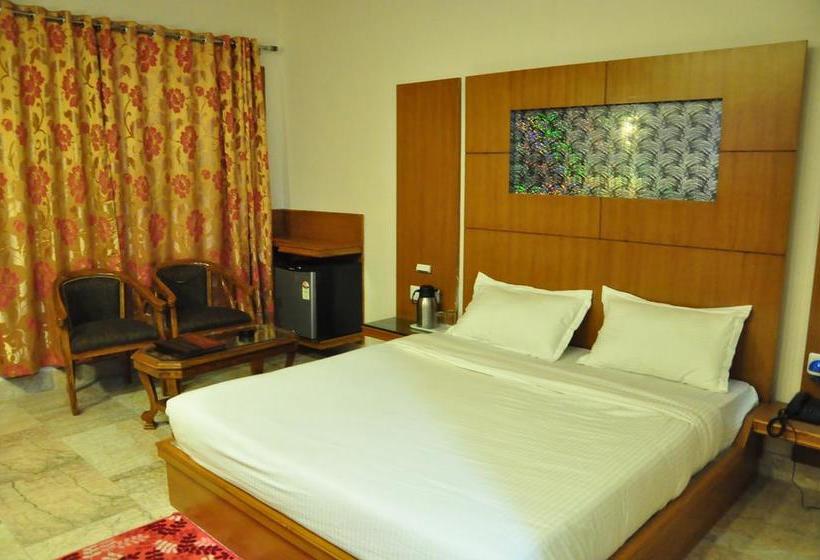 Hotel Basera Brij Bhoomi Vrindavan 3