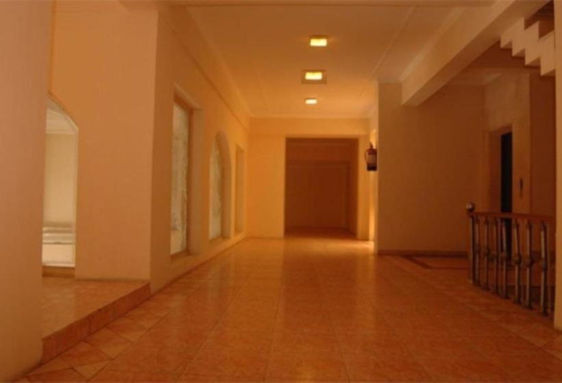 Hotel The Shubham 11