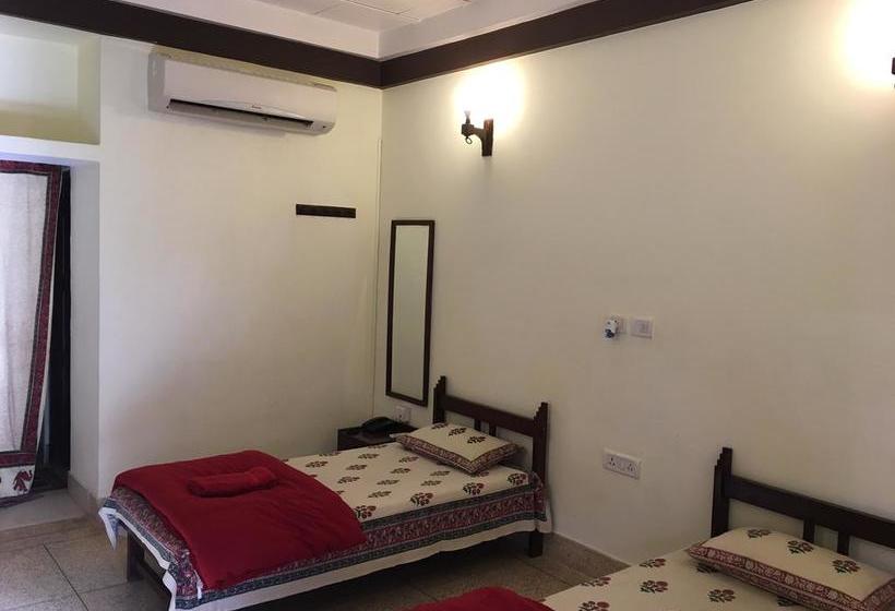 Hotel Mvt Guesthouse & Restaurant 6