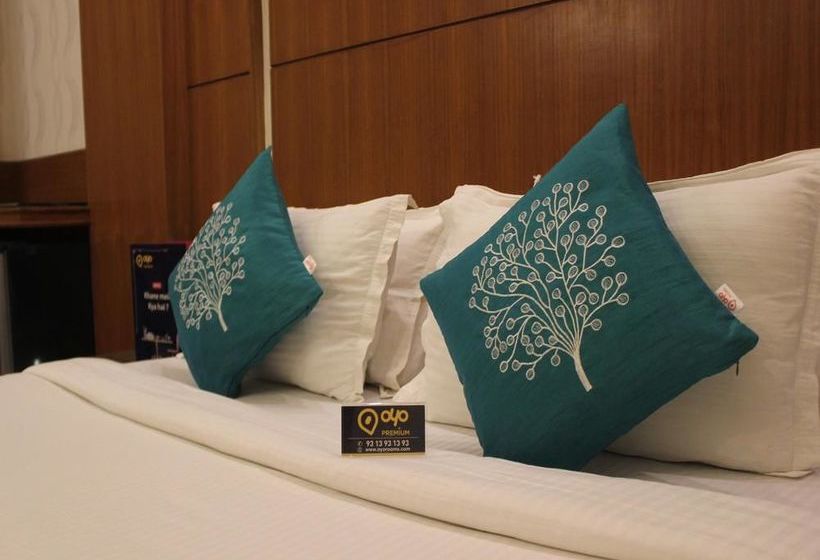 Hotel Oyo Premium Parikrama Marg 20