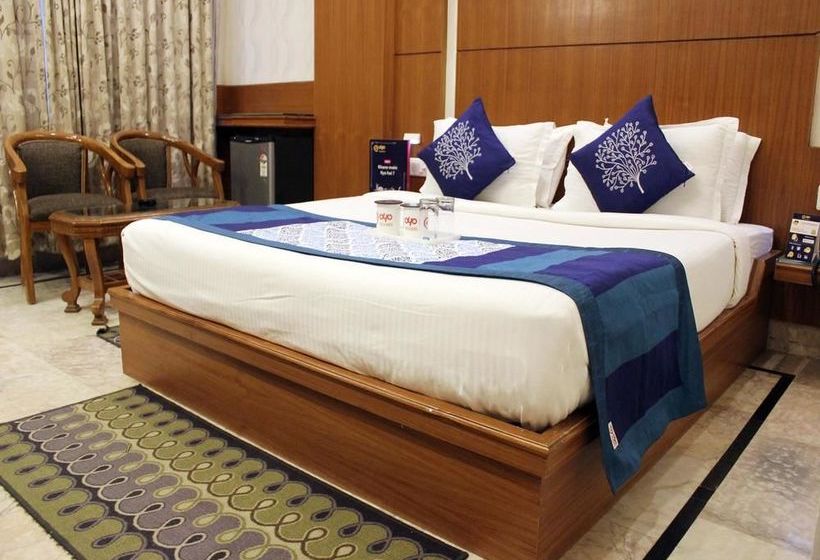 Hotel Oyo Premium Parikrama Marg 4