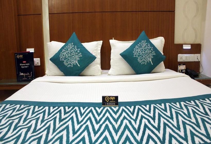 Hotel Oyo Premium Parikrama Marg 6