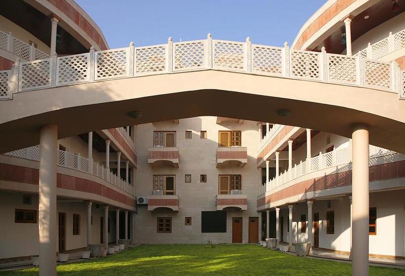 Hotel Bhakti Dhama 5