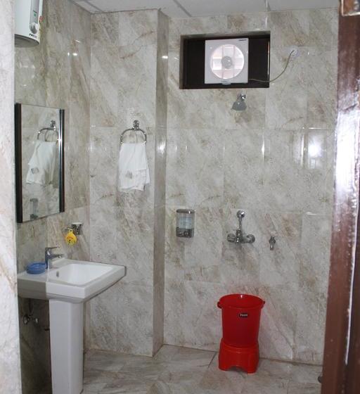 Hotel Vrinda Palace 19