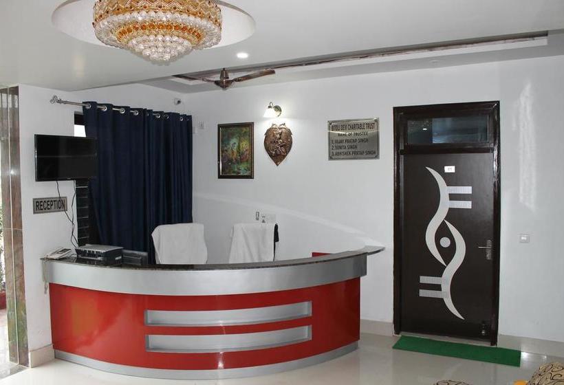 Hotel Vrinda Palace 6