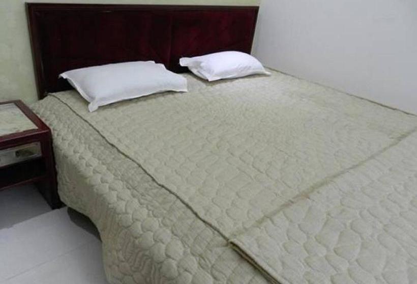 Hotel Shri Krishna Dham 10