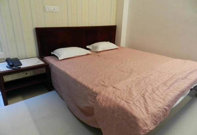 Hotel Shri Krishna Dham 11