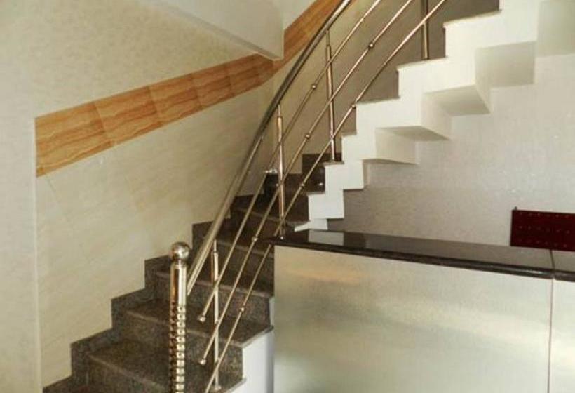 Hotel Shri Krishna Dham 15