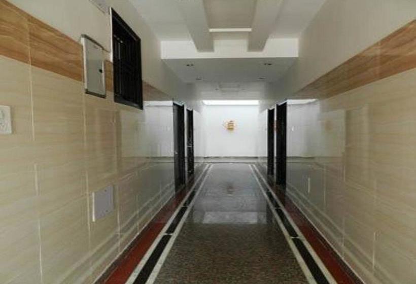 Hotel Shri Krishna Dham 16