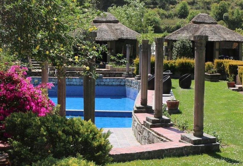 Resort The Lake Village 18