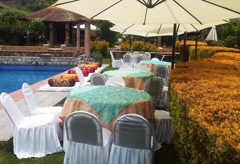 Resort The Lake Village 19