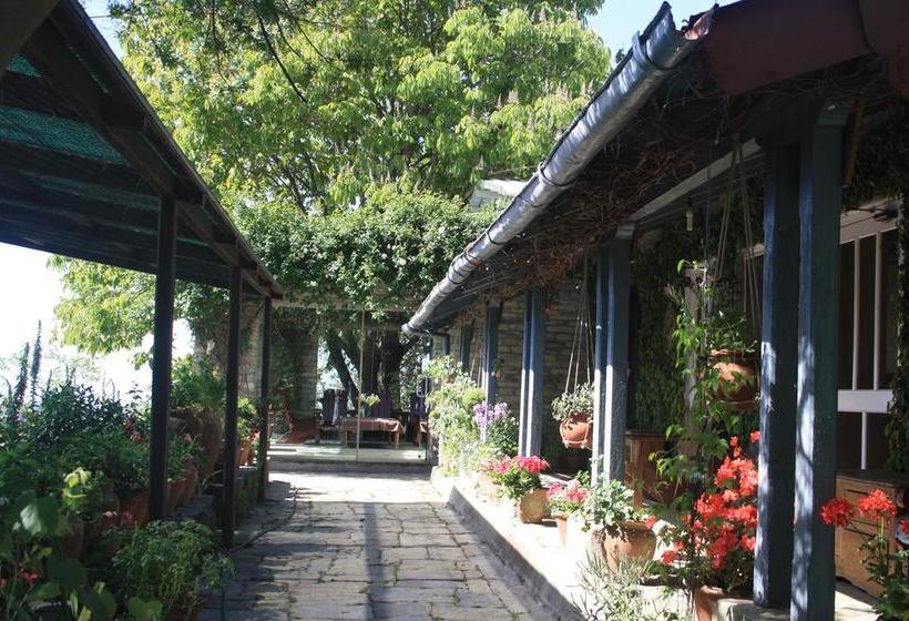 Resort Silent Trail Jilling Sanctuary 2