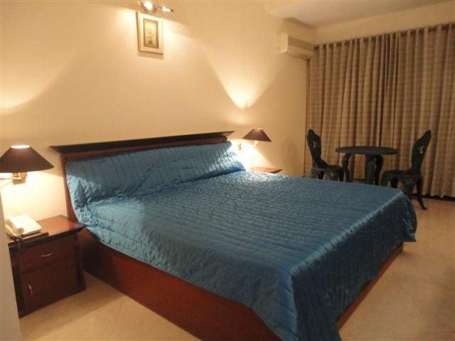 Hotel The Pine Crest 2